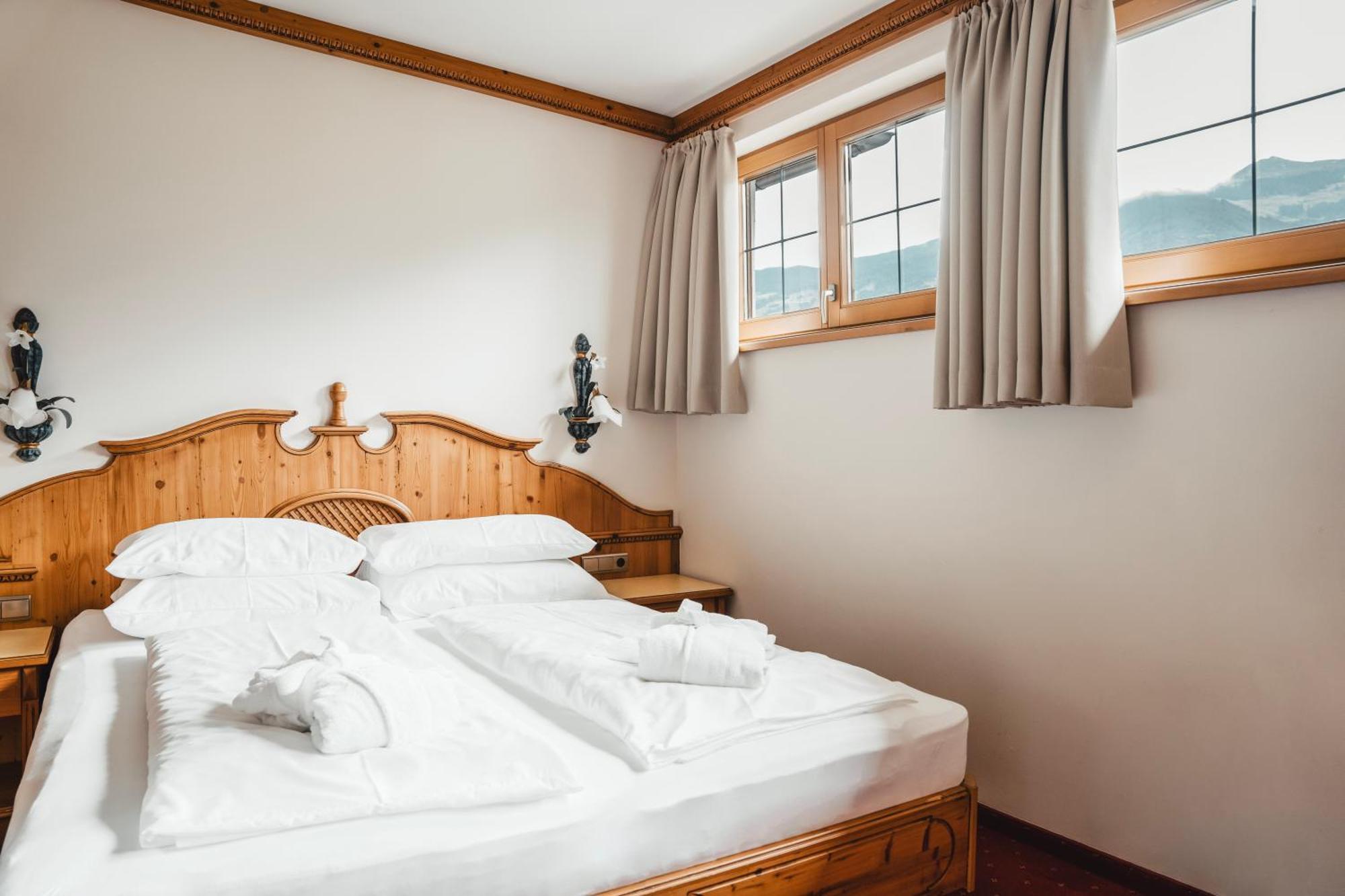 Hotel Held Fügen Esterno foto