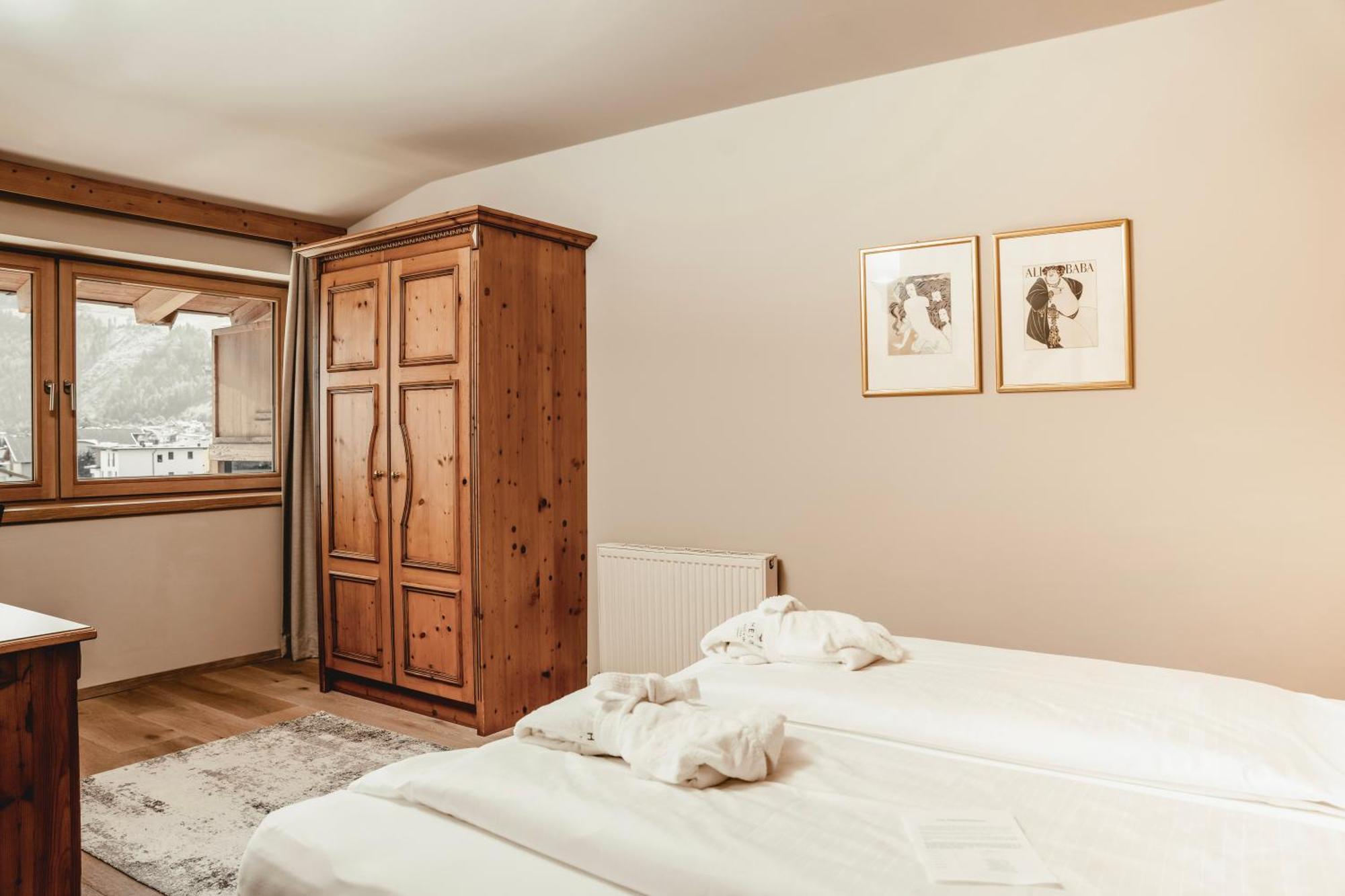 Hotel Held Fügen Esterno foto