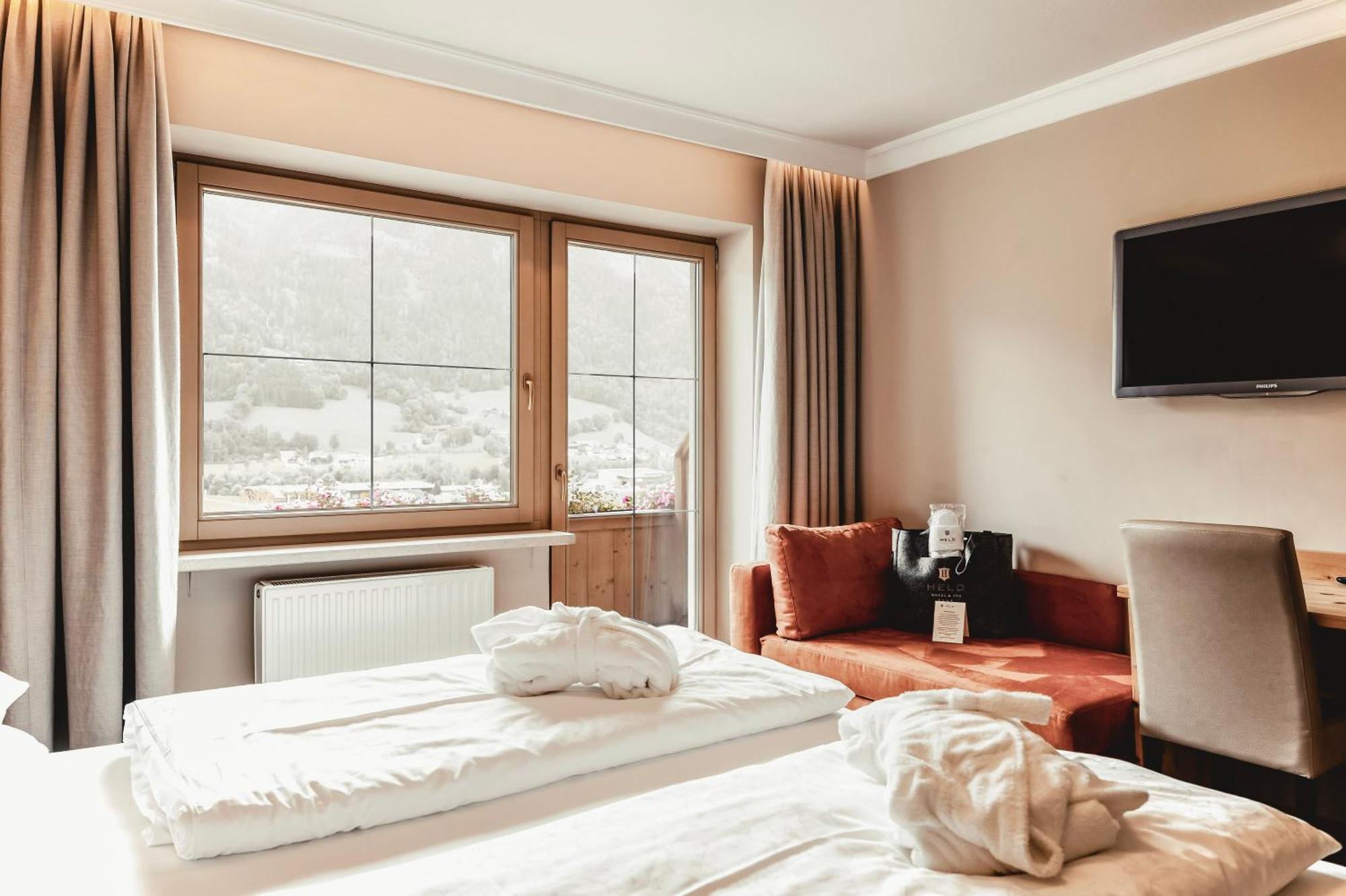 Hotel Held Fügen Esterno foto
